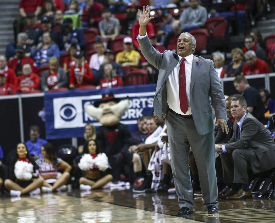 UNLV Rebels head coach Marvin Menzies reacts during the first half of a quarterfinal game again ...