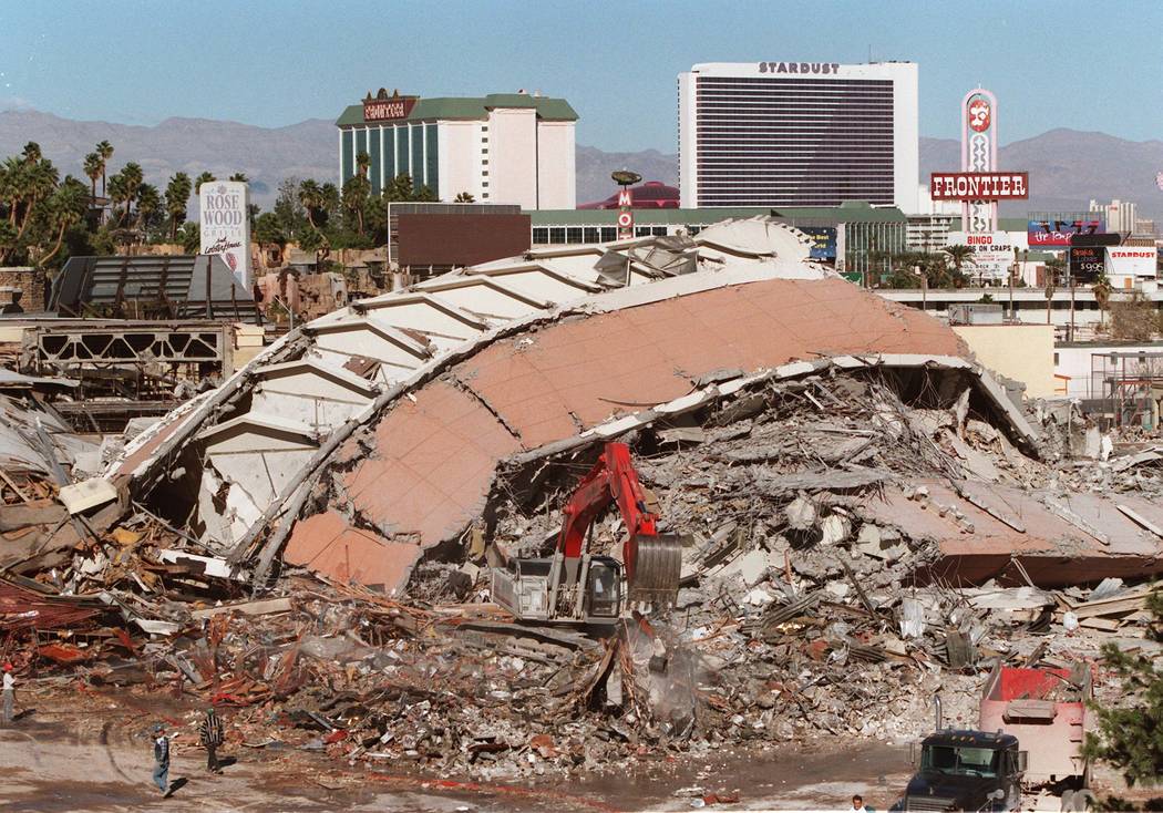 The rubble of the Sands Tuesday morning following the implosion. 11/26/96. (Jim Laurie)