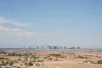 A view of the Las Vegas Strip from Exploration Peak Park in southwest Las Vegas. (Patrick Conno ...