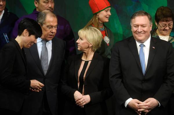 From left, Norwegian Foreign Minister Ine Marie Eriksen Soreide, Russia's Foreign Minister Serg ...
