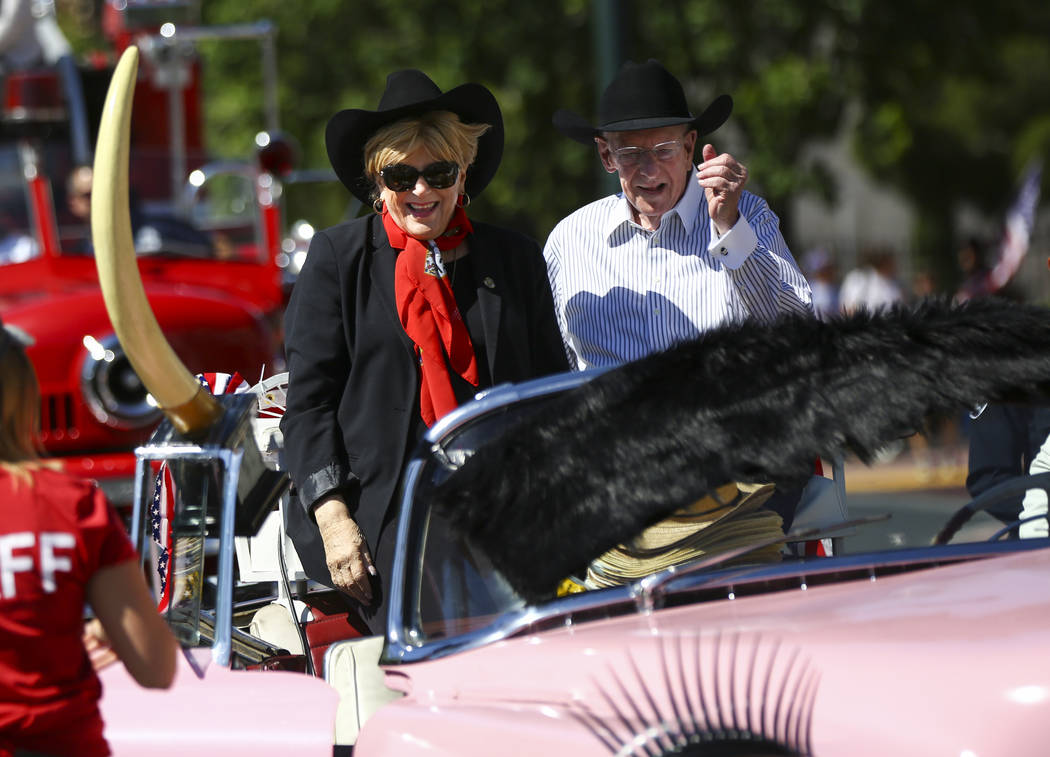 Mayor Carolyn Goodman, left, with husband Oscar Goodman before the start of the Helldorado Para ...