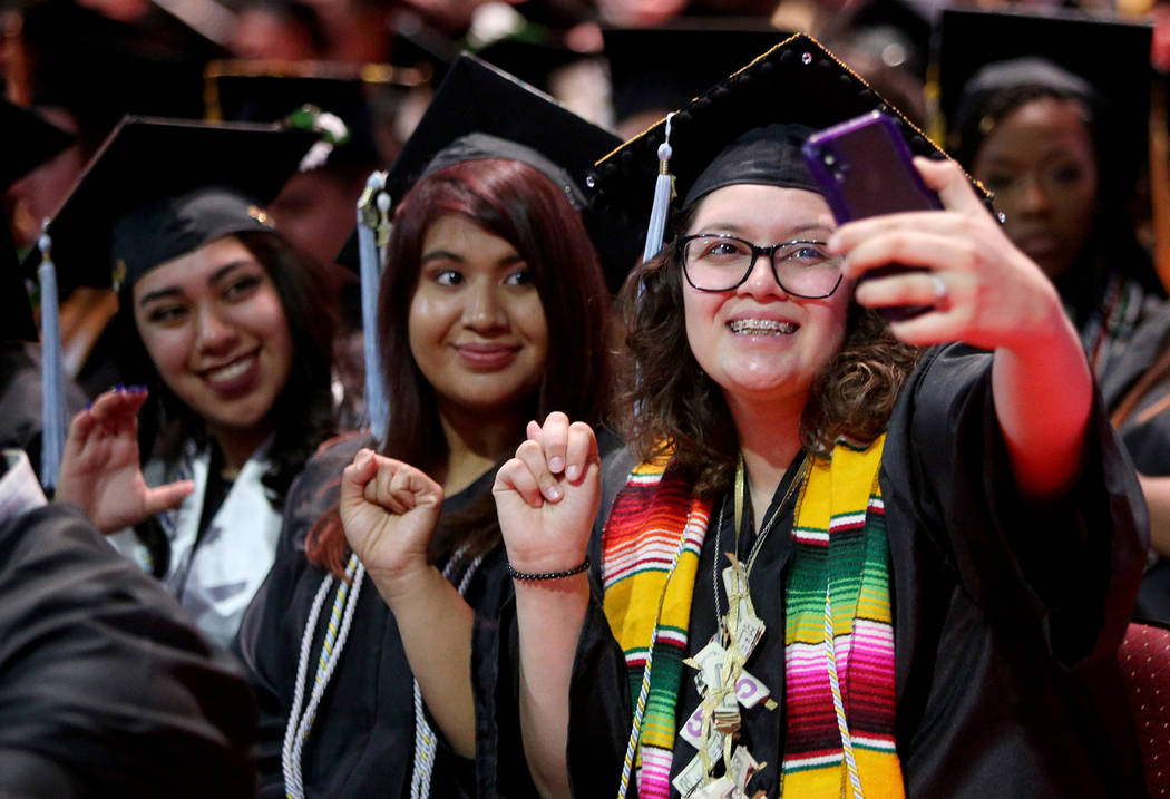 Nevada State College Commencement Includes 5 Deaf Studies Grads Las