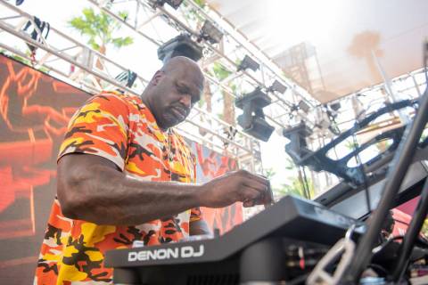 Shaquille O'Neal aka DJ Diesel, performs at Rehab Beach Club on Sunday, Aug. 5, 2018. (Karl Lar ...
