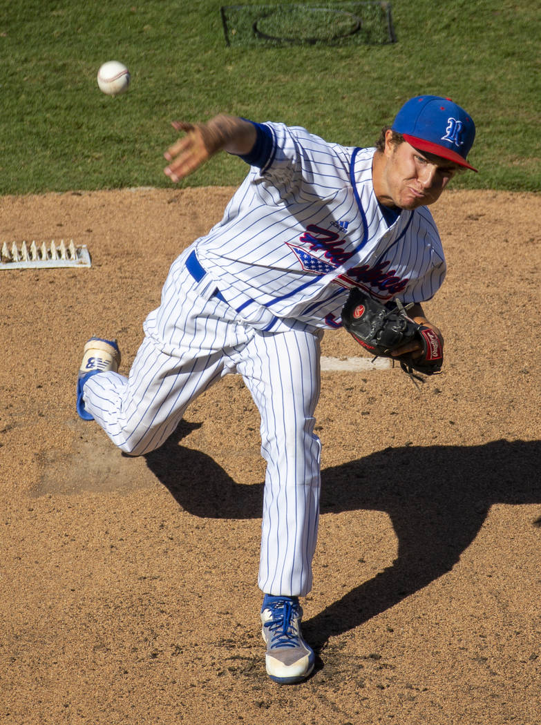 Reno pitcher Toray Felix (31) fires another throw to a Desert Oasis batter during their Class 4 ...