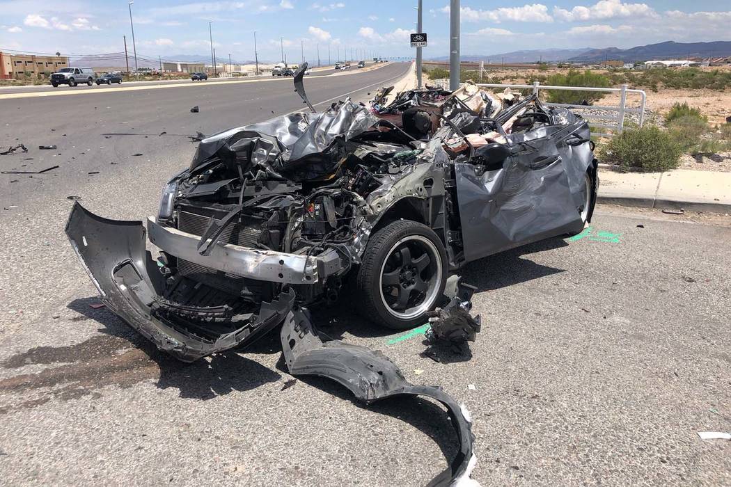 2 adults ‘critical’ in Las Vegas crash; child not badly
