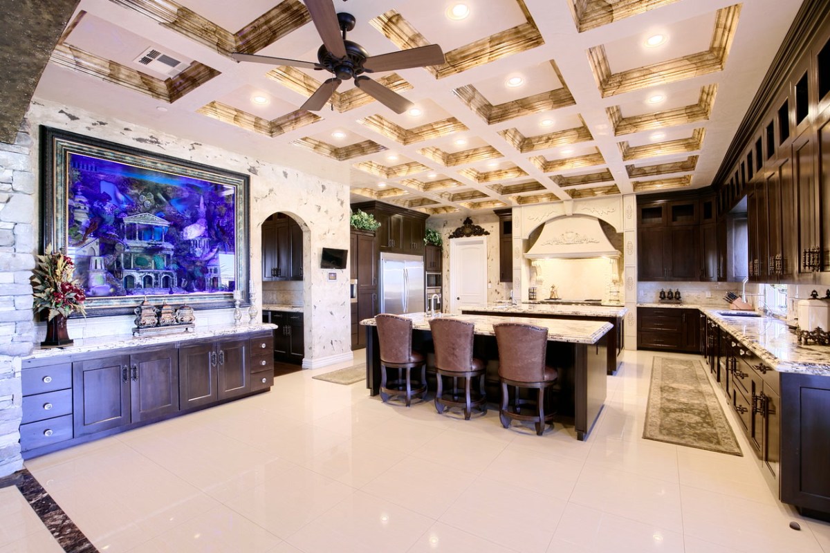 Tanked Star Brett Raymer Lists Home For 3 2m Las Vegas Review Journal