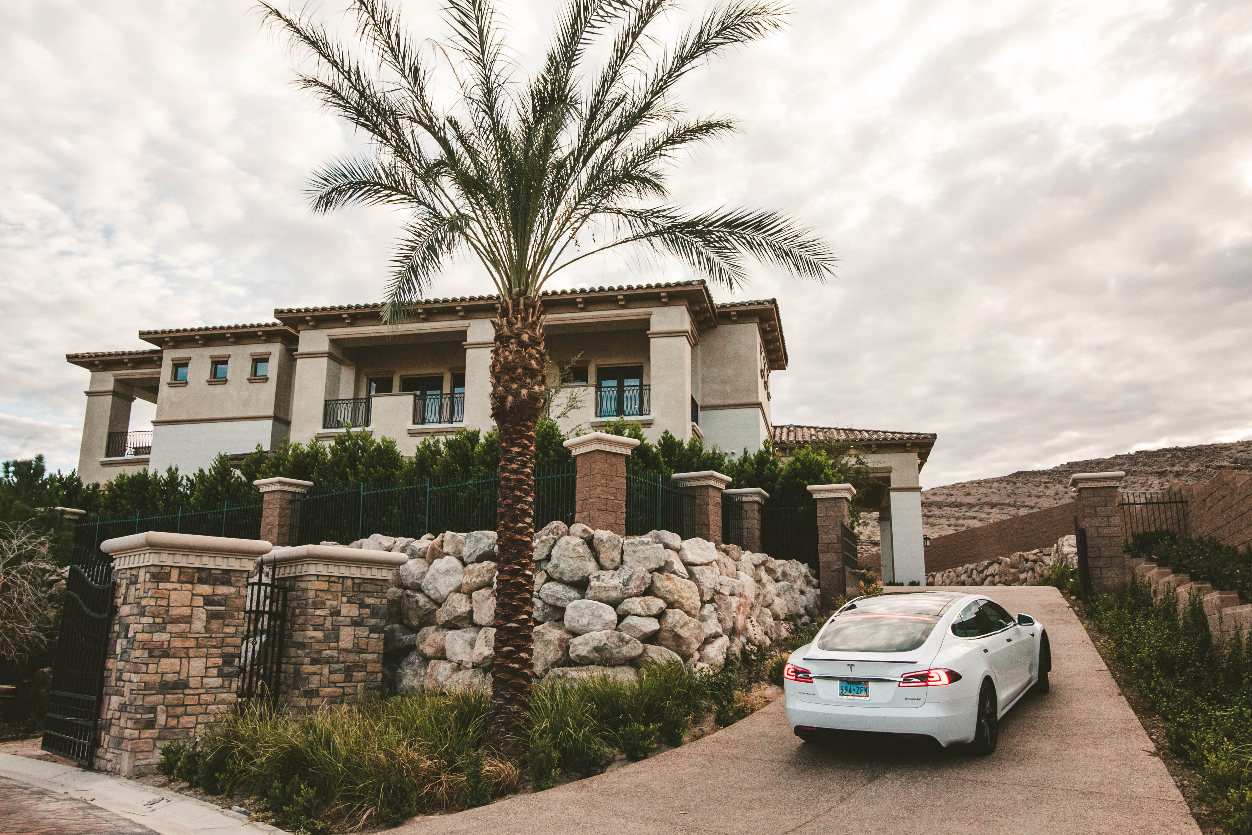 Las Vegas estate comes with Tesla for 5.5M — PHOTOS Real Estate