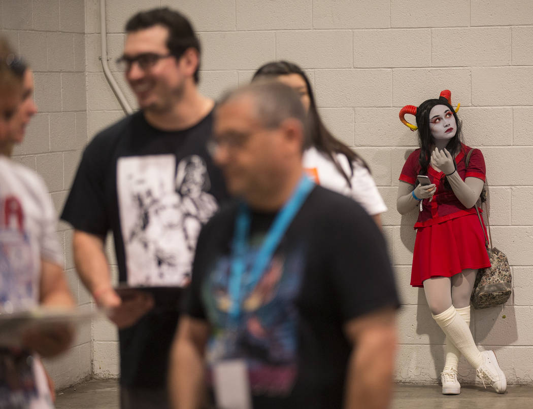 ҋarma,Ӡright, dressed as the character Damara Megido, at the Amazing Las Vegas Comi ...