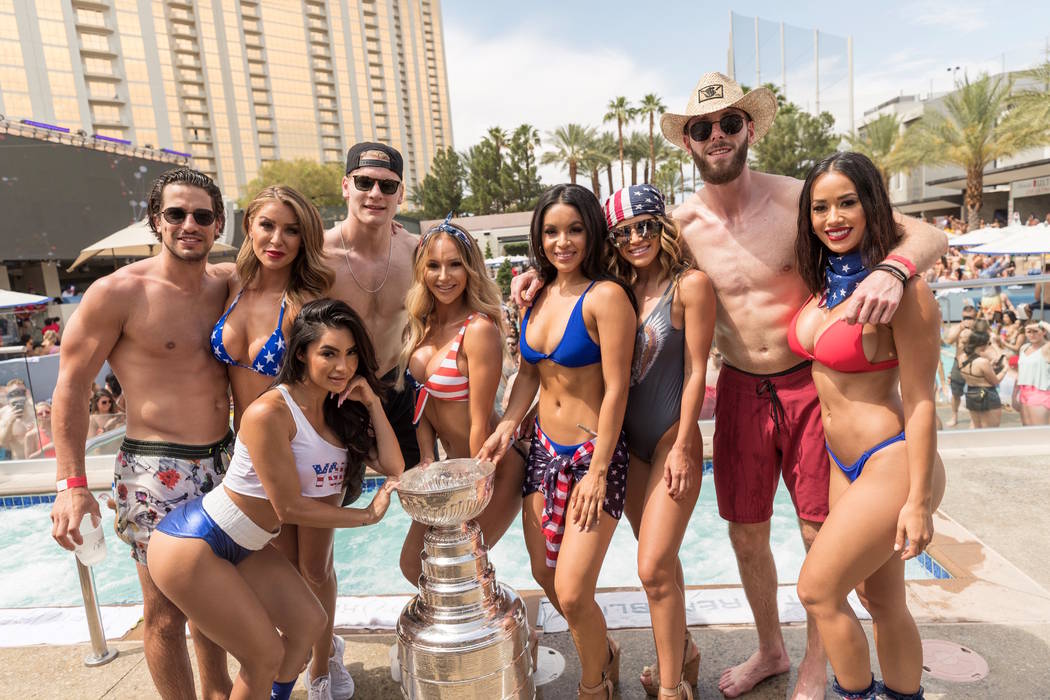The Toronto Raptors and St. Louis Blues celebrated their championships in  Las Vegas - Eater Vegas