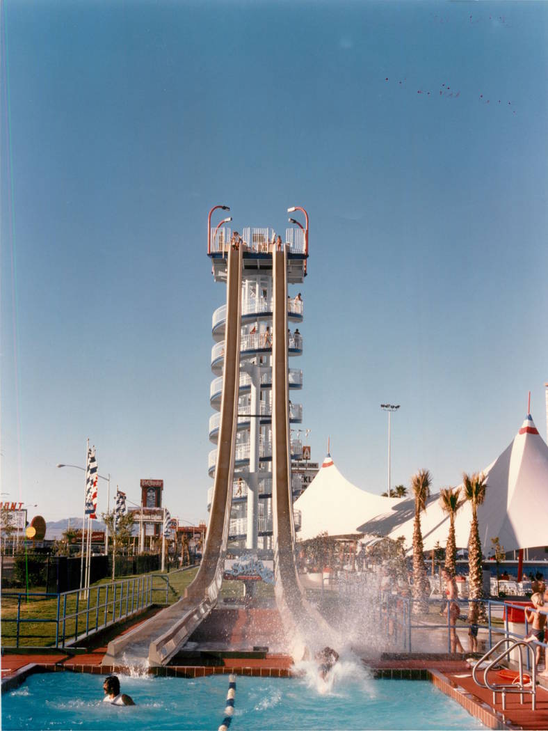 Found a picture (from RJ) of one the attractions from old Wet N Wild Las  Vegas : r/LasVegas