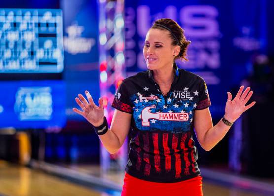 Shannon Sellens greets the fans as her playoff round ends losing to Liz Kuhlkin during the U.S. ...