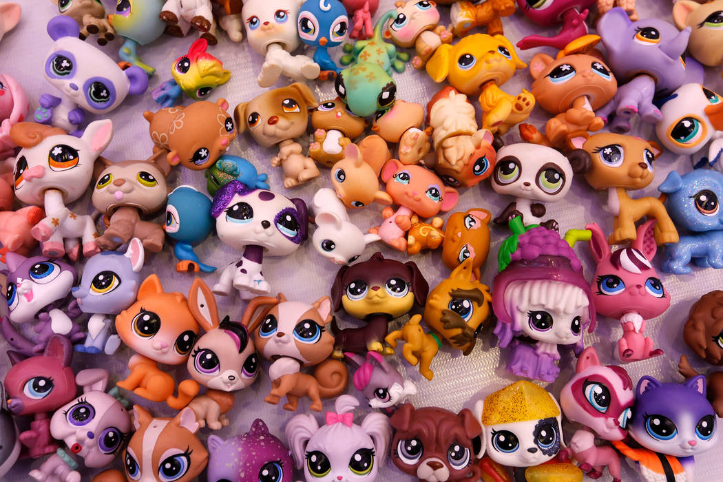 Littlest pet shop collectors deals
