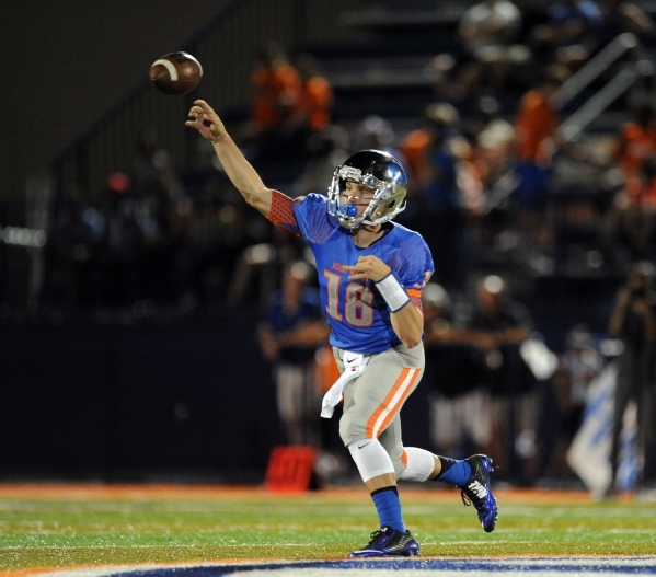 Bishop Gorman quarterback Tate Martell (18) passes against Servite in the second half at Bis ...
