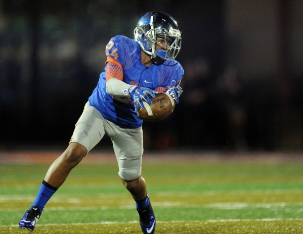 Bishop Gorman wide receiver Jalen Nailor (24) is unable to complete a catch against Servite ...