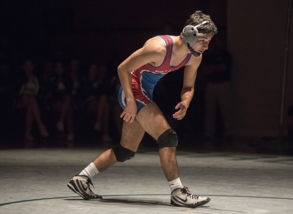 Valley‘s Ulises Munguia is seen at his 106 lbs. championship match during the Division ...