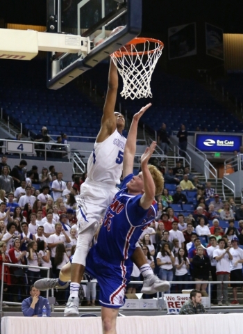 Bishop Gorman‘s Chuck O‘Bannon shoots over Reno defender David Kyle during the N ...
