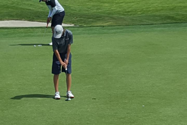 Corondo’s Brett Sodetz putts on the 12th hole Tuesday during the Class 4A Sunrise Regi ...