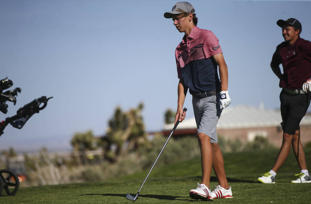 Coronado sophomore Brett Sodetz prepares for his tee shot during the Class 4A Sunrise Region ...