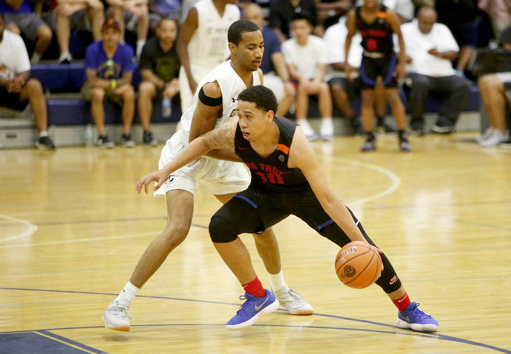 The Truth’s Ismael Cruz (10) prepares to dribble past DC Premier’s Mekhi Long (1 ...