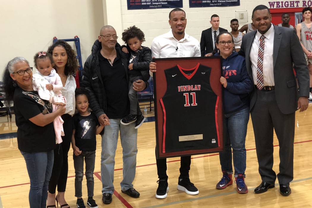 Findlay Prep honors alum Avery Bradley during blowout victory