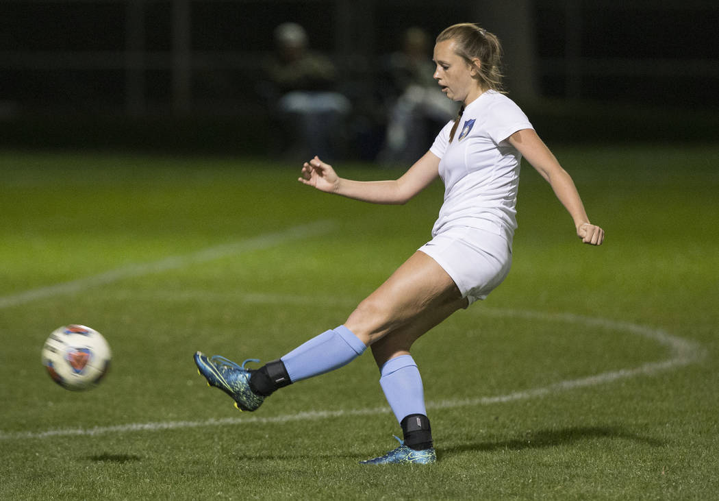 Foothill sophomore Aqui Williams (13) scores the game winning kick in the second half to bea ...