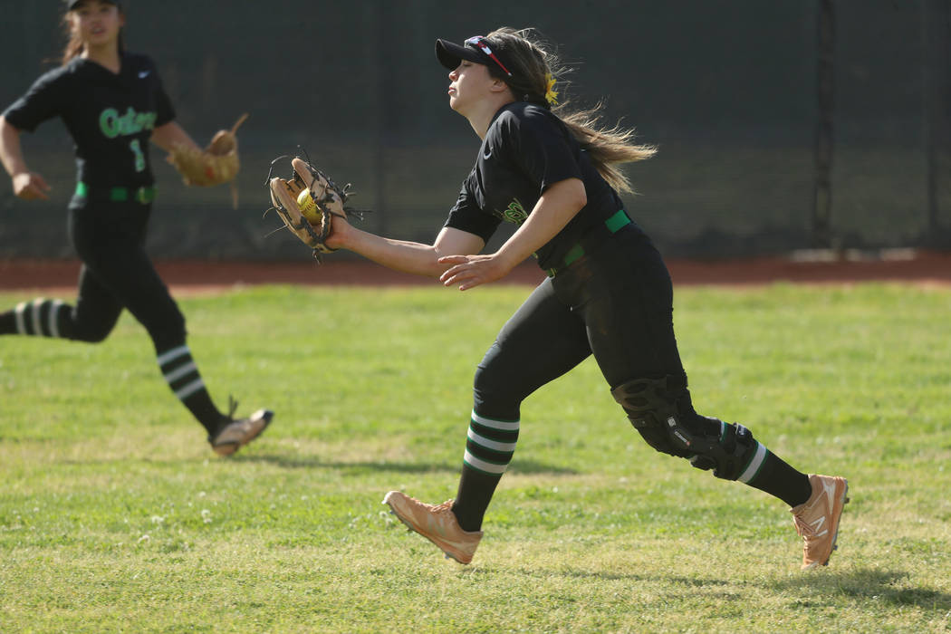 Green Valley’s Cinthia Garcia (13) makes a catch in the outfield for an out against Fo ...