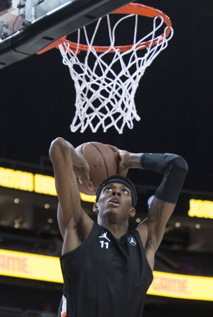 Alonzo Gaffney (11) goes up for a dunk in the first half during the Jordan Brand Classic All ...