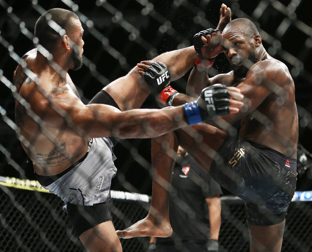 UFC 239: Jon Jones escapes Las Vegas with belt | Las Vegas Review-Journal1050 x 847
