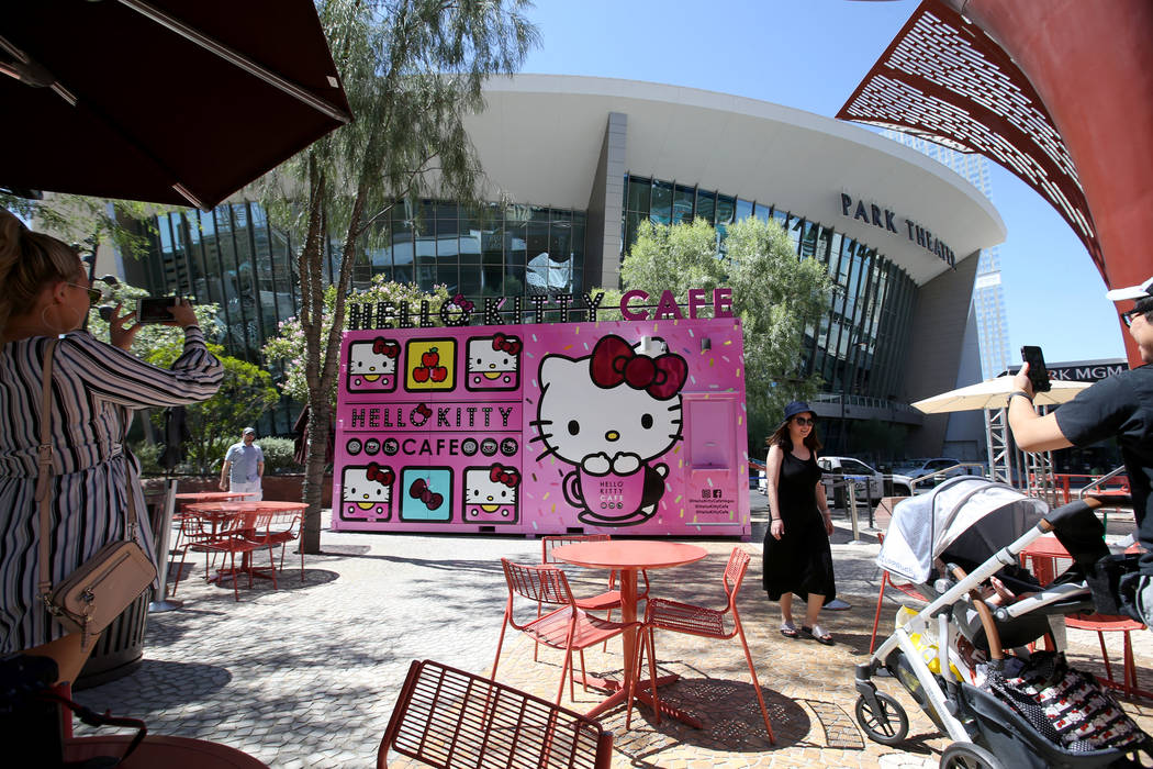 Hello Kitty Cafe opens on the Strip - Eater Vegas