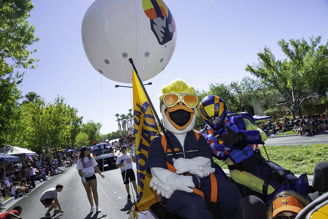 Summerlin Fourth of July parade draws more 40,000 Las Vegas Review