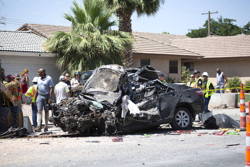 Crash at Las Vegas construction site kills woman, injures 4 kids Las