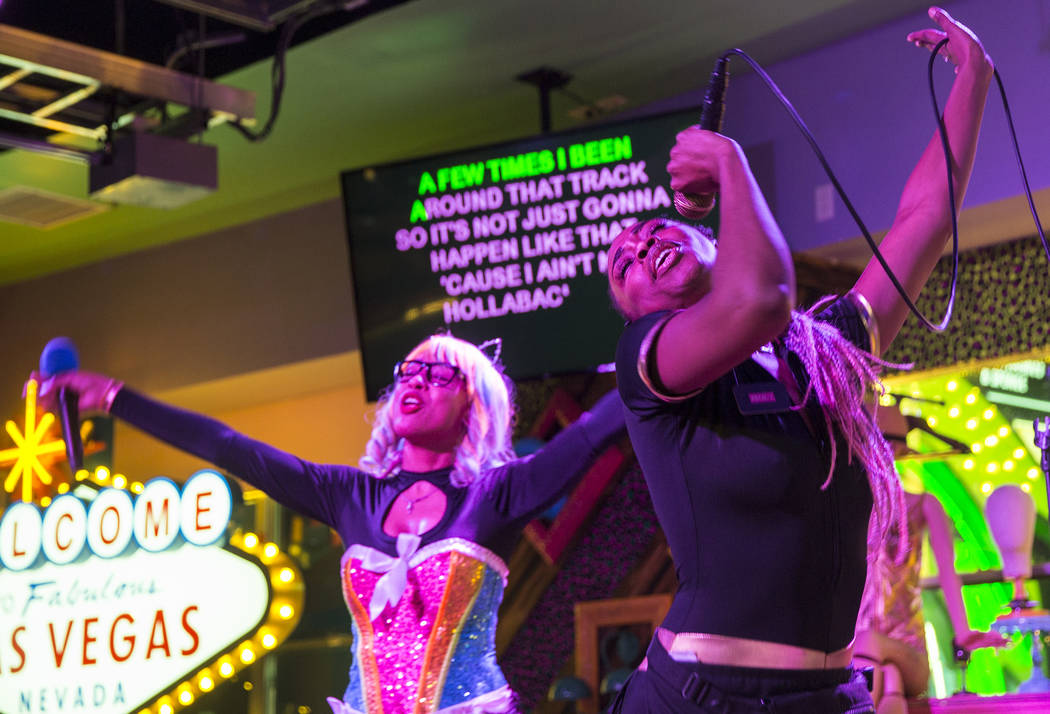 10 Coolest and Bars in America Attractions of America
