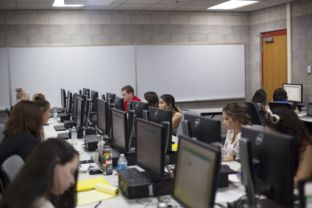 The Math Bridge class at UNLV in Las Vegas, Thursday, July 18, 2019. The class is a way for stu ...