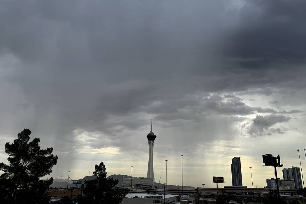Rain falls in the Las Vegas Valley on Wednesday, July 24, 2019. (Elizabeth Brumely/Las Vegas Re ...