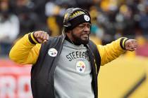 Pittsburgh Steelers head coach Mike Tomlin reacts on the sideline during the first half of an A ...