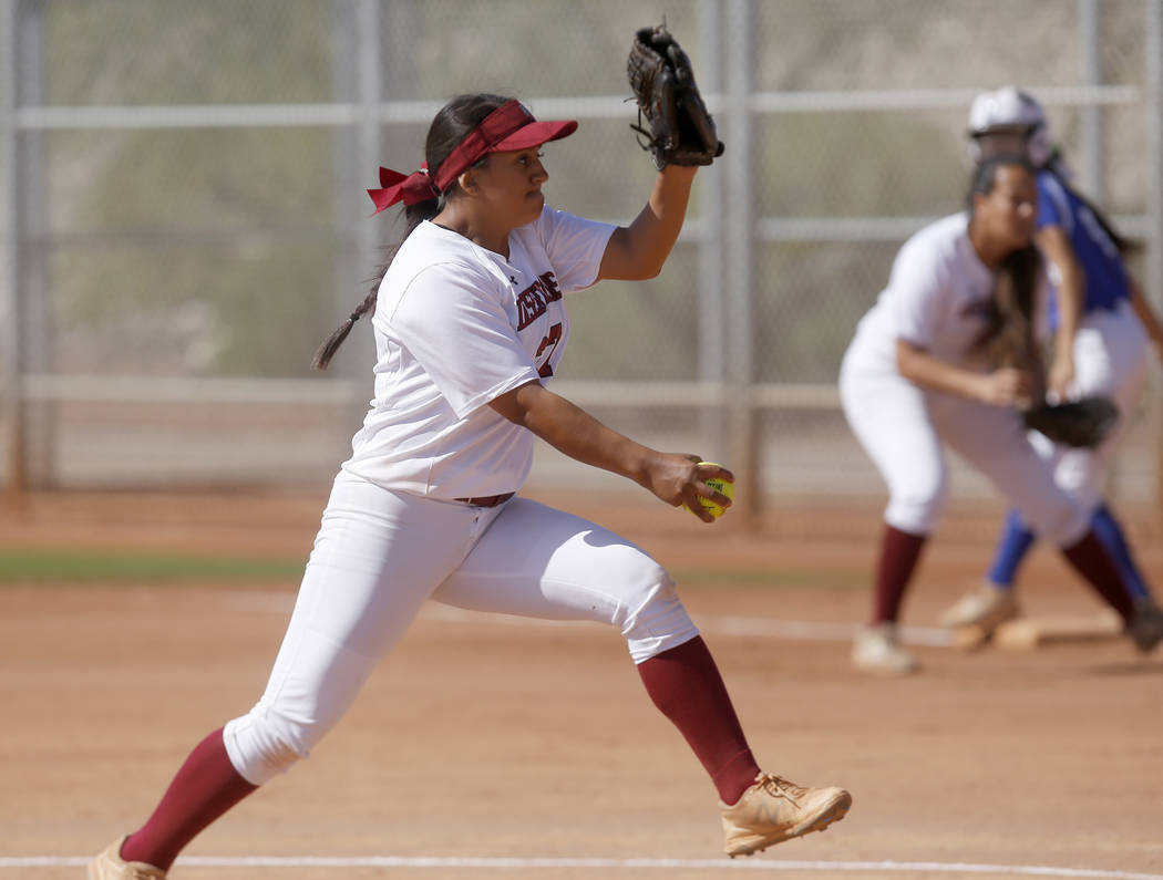 Desert Oasis’s Elsy Guzman (27) pitches during a high school softball game at Majestic ...