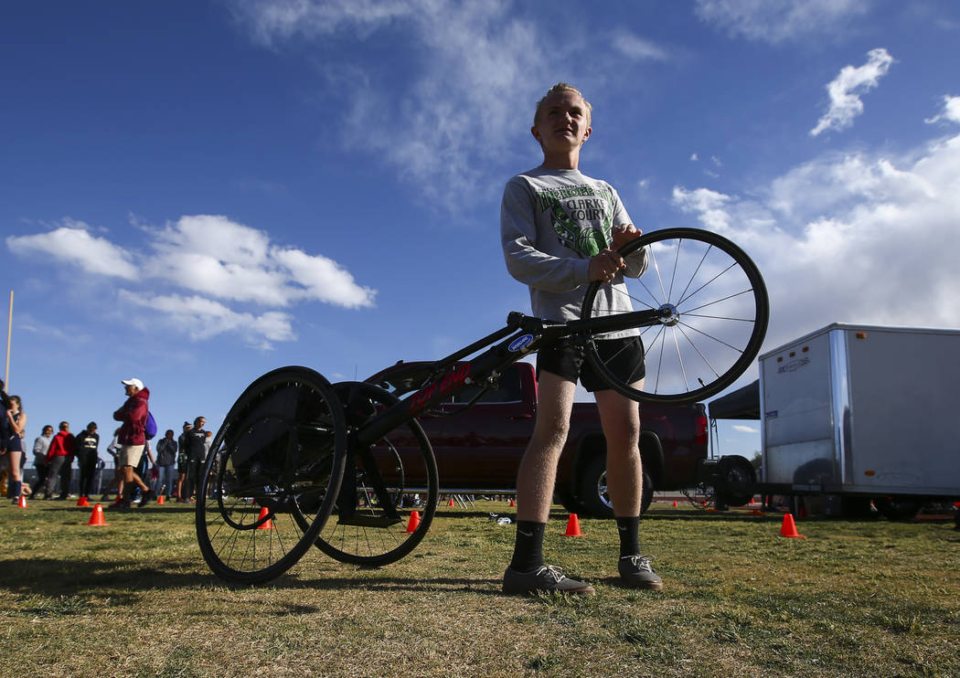 Palo Verde’s Ben Slighting, who competes in a wheelchair, gets ready for the 1600-mete ...