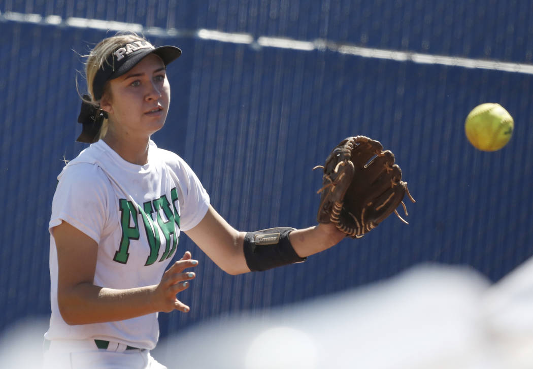 Palo Verde’s Camden Zahn prepares to catch the ball during a Class 4A State Championsh ...