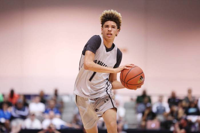SLAM on X: EXCLUSIVE: LaMelo Ball is RETURNING to high school. He