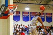 Team Thad’s Tavin Lovan attempts to dunk against New York during the Las Vegas Fab 48 ...