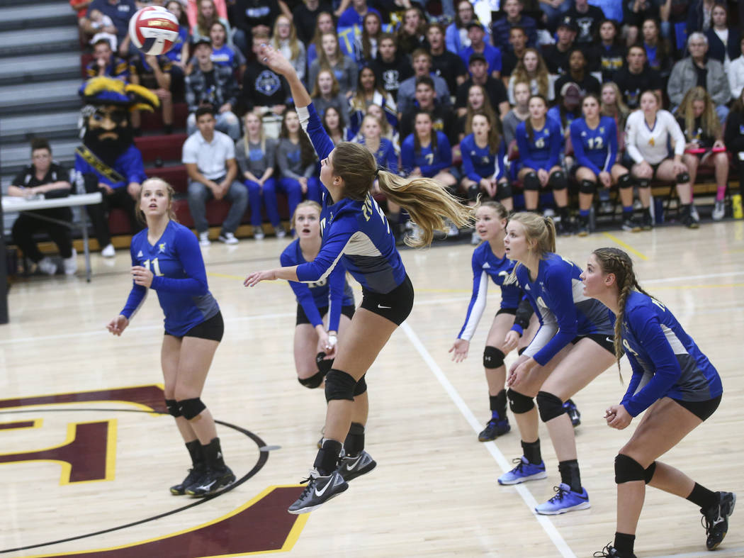 Moapa Valley’s Dannika Gordon (5) sends the ball over to Lowry during the Class 3A sta ...