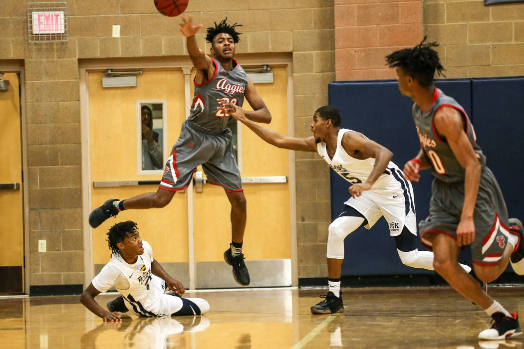 Arbor View’s Sevonyea Smith (23) passes the ball against Democracy Prep during the sec ...