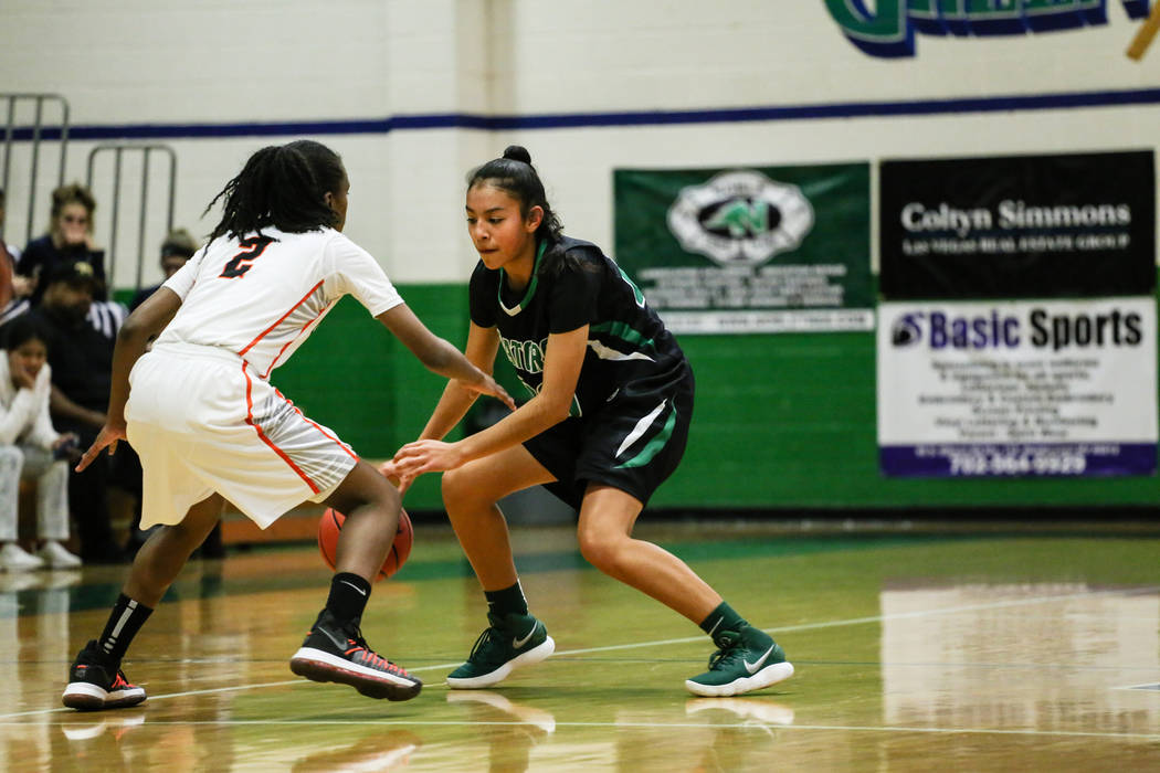 Beverly Hills’ Arbri Gillis (2) guards Green Valley’s Michelle Lagunas-Monroy (2 ...