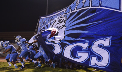 CenPREPFOOTBALL_110212DC_004