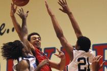 Nigel Williams-Goss, center, is Findlay Prep’s first four-year player and the Pilots’ se ...