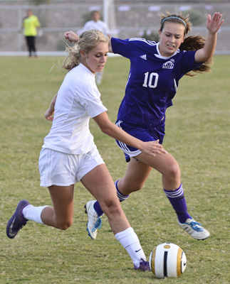 gvPREPSSOCCER_110112DC_005