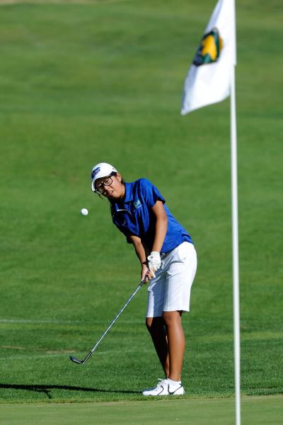 Green Valley’s Mercedes Khumnark chips her ball during the final round of the Division ...