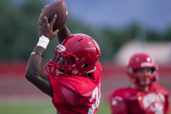 Arbor View running back Anthony Smith hauls in a pass during Tuesday’s practice. Smith ...