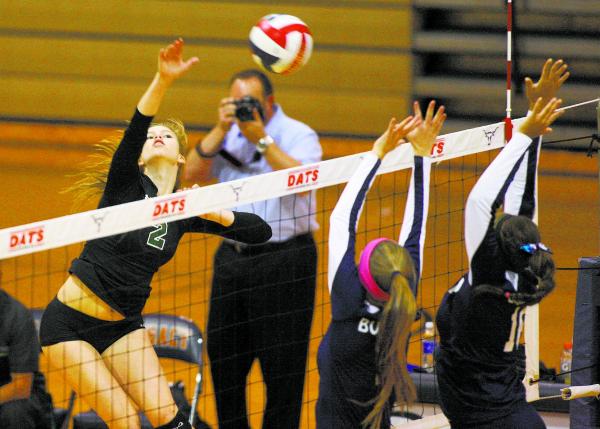 Palo Verde’s Lexi Riggs attacks against Centennial during the semifinals of the Sunset ...