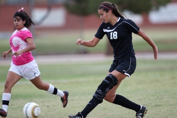 Palo Verde‘s Jadyn Nogues (18) kicks the ball for a goal against Legacy in their girls ...